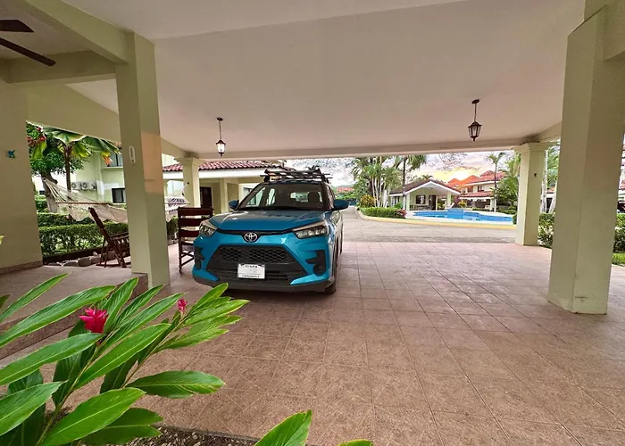 Three Bedroom Spacious Townhome Сasa de vacaciones