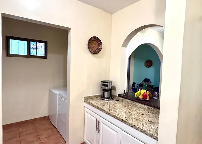 Three Bedroom Spacious Townhome Сasa de vacaciones Coco